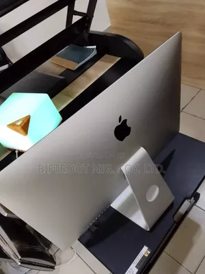 Desktop Computer Apple iMac 32GB Intel Core i7 HDD 500GB