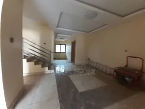 4bdrm Townhouse / Terrace in Mabushi for rent