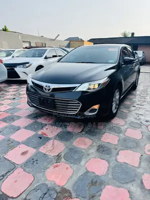 Toyota Avalon XLE 4dr Sedan (3.5L 6cyl 6A) 2014 Black