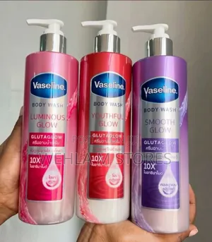 Vaseline Gluta Glow Body Wash 425ml