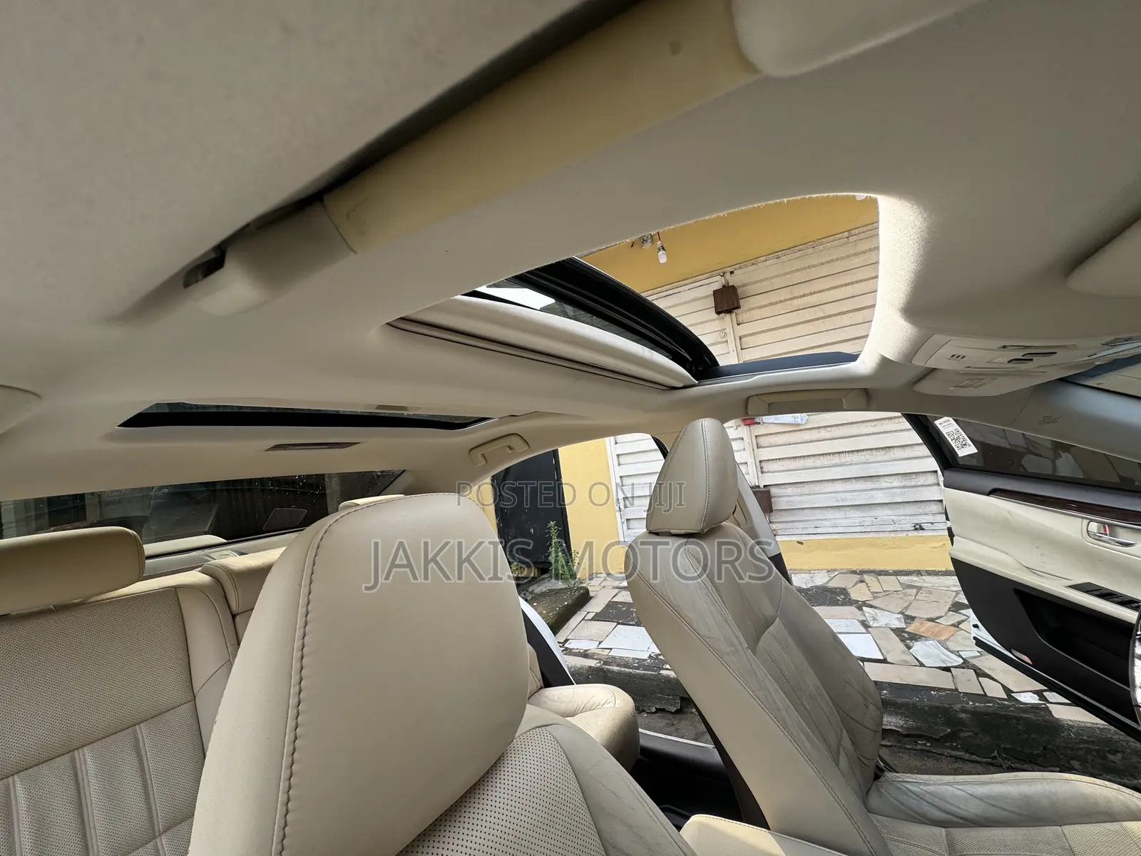 Lexus ES 2018 White