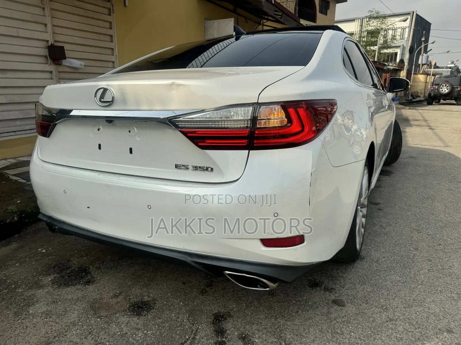 Lexus ES 2018 White