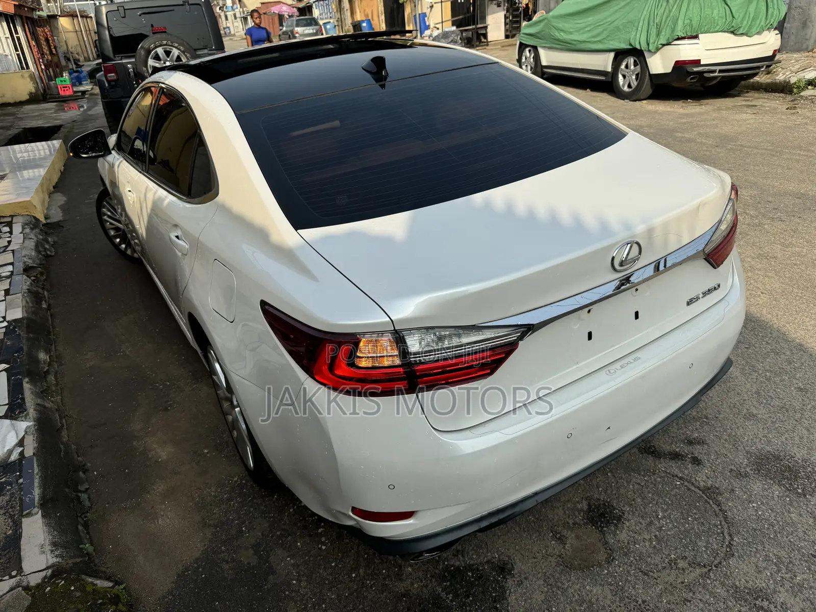 Lexus ES 2018 White