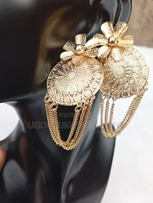 Uxury Hollow Gold-Tone Teardrop Earrings
