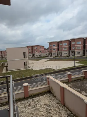 5bdrm Duplex in Mbora (Lifecamp) for rent
