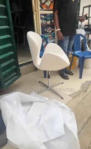 Luxury Swivel Chair