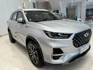 New Chery Tiggo 8 2025 Gray
