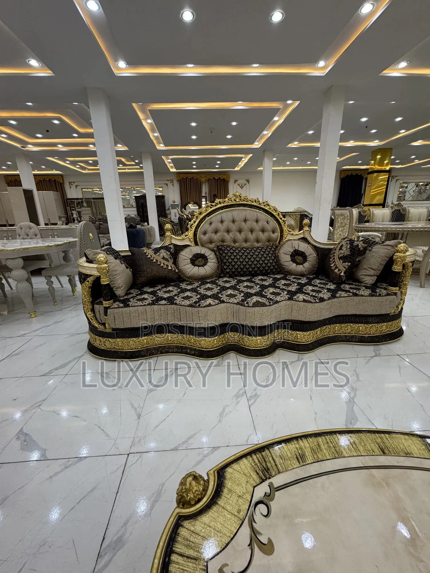 Royal Sofa Set