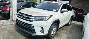 Toyota Highlander Limited 4dr SUV AWD (3.5L 6cyl 6A) 2015 White