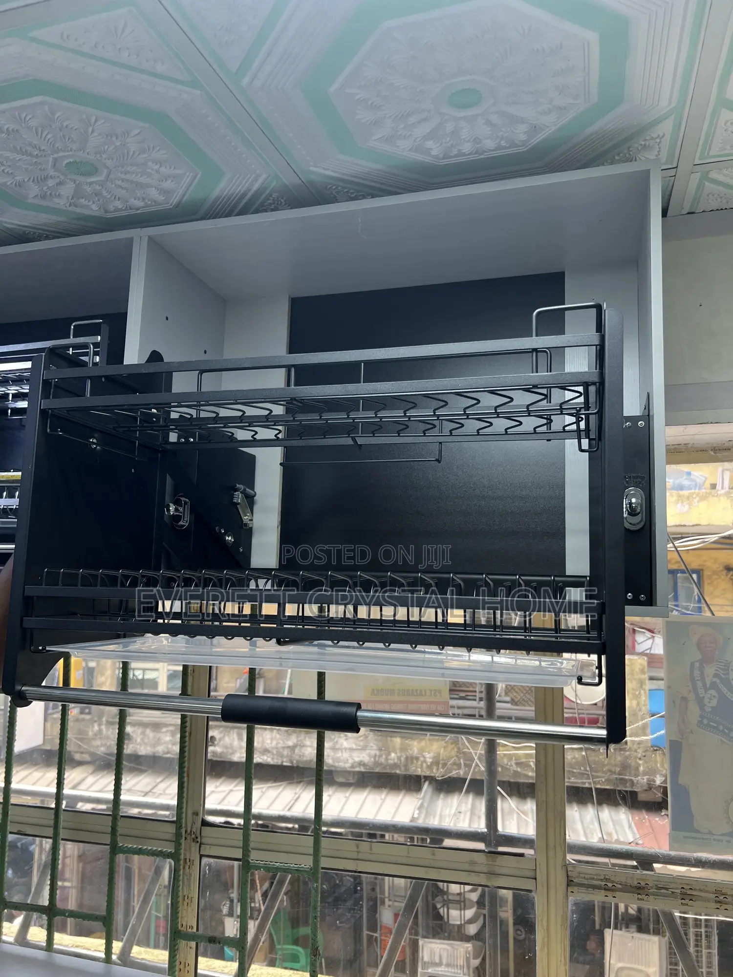 Luxury Pull Down Plate Rack