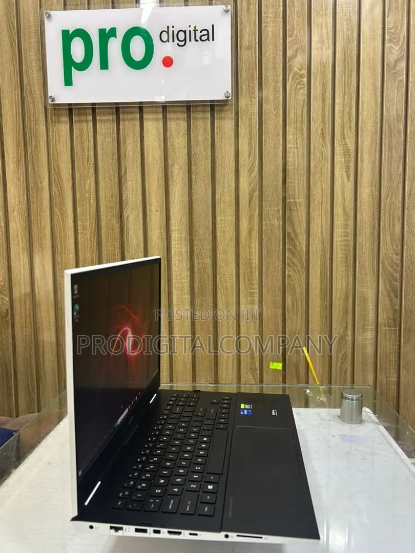 Laptop HP Omen 16 16GB Intel Core i7 SSD 1T