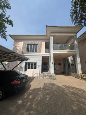 5bdrm Duplex in Apo Legislative for rent