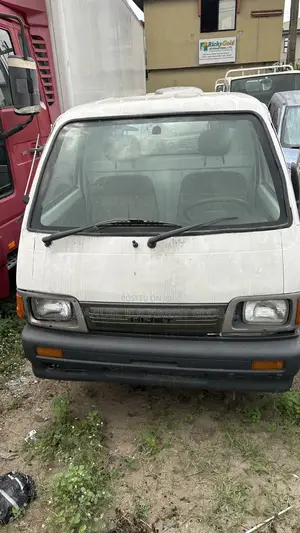 Daihatsu 2008 White