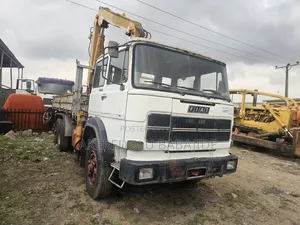 9ton Crane Tokunbo Iveco