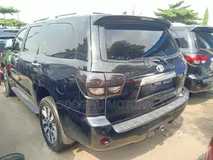 Toyota Sequoia Limited 4x4 2018 Black