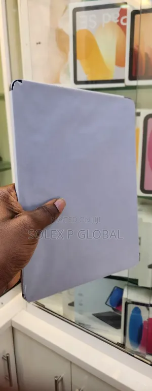 Apple iPad Pro 12.9 (2022) 256 GB