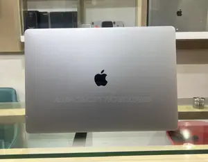 Laptop Apple MacBook Pro 2019 16GB Intel Core I9 SSD 1T
