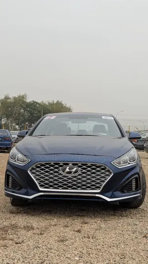 Hyundai Sonata SE 2019 Blue