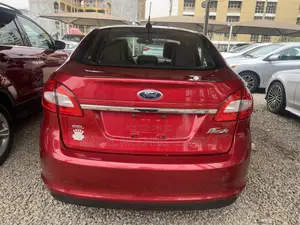 Ford Fiesta 2012 Red