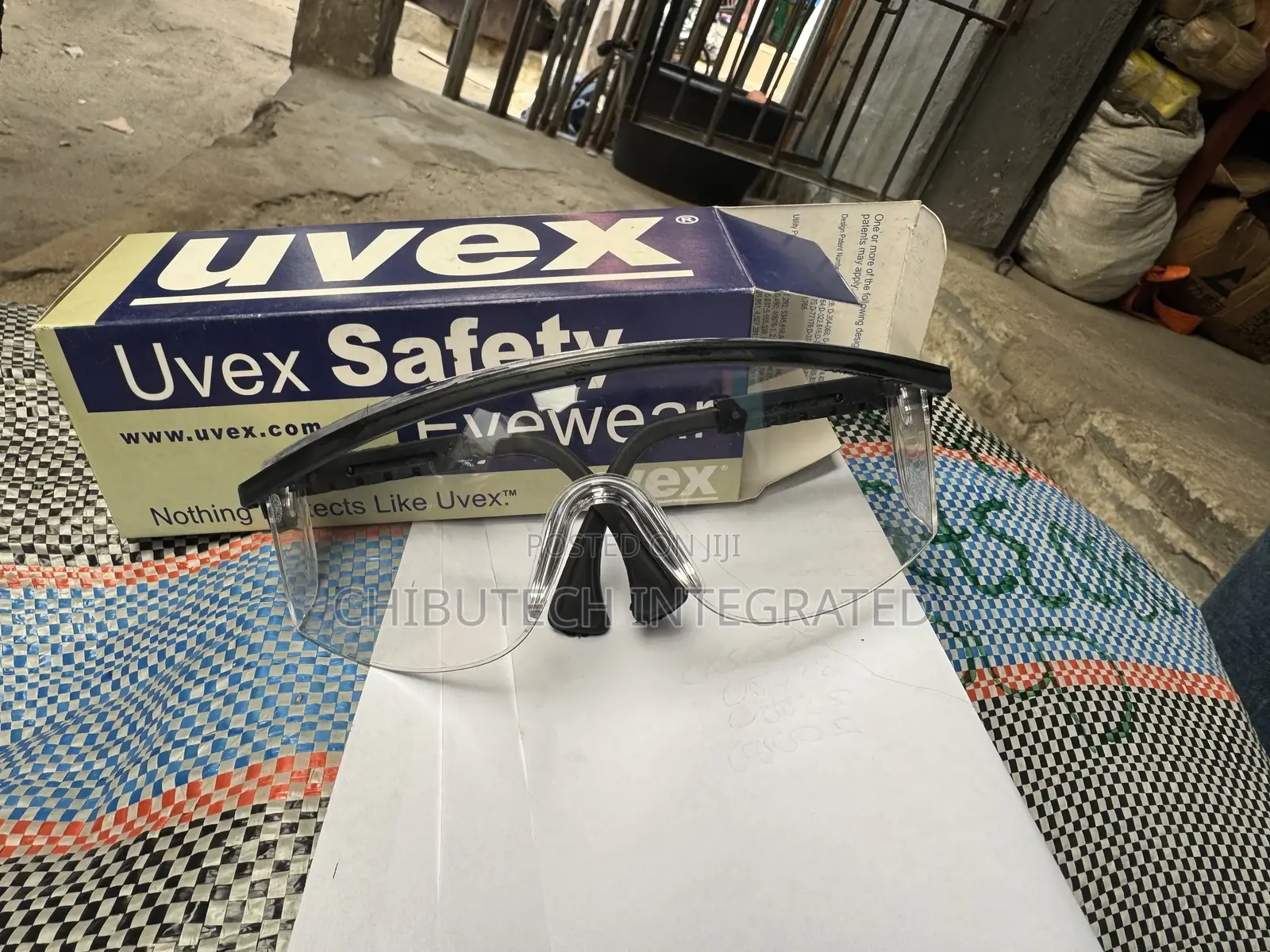 Uvex Goggle