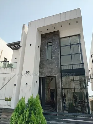 4bdrm Duplex in Chevron for sale