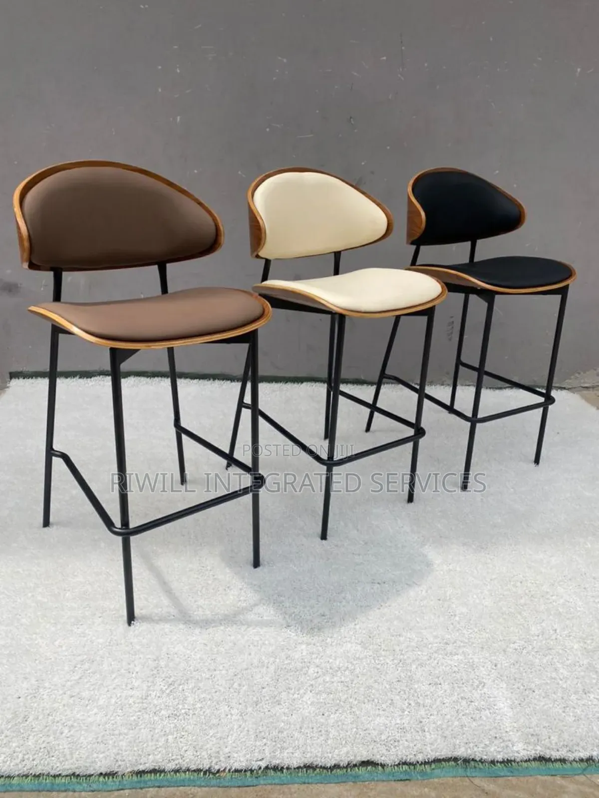 Backless Bar Stool