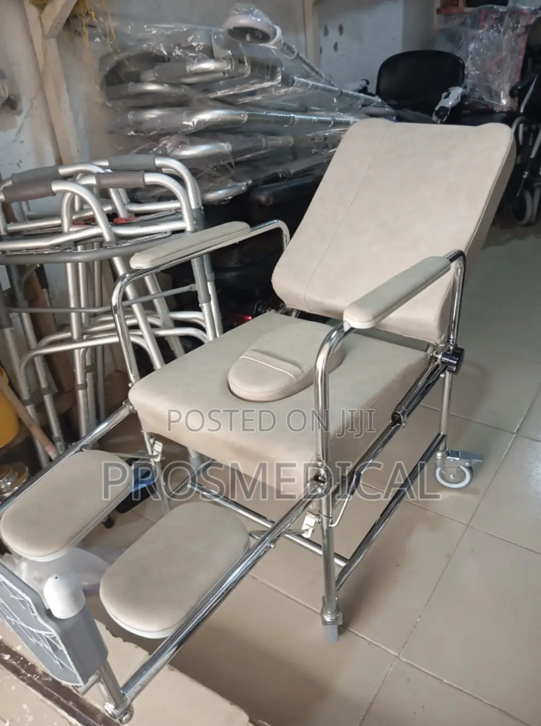 Executive Commode Wheel Chair