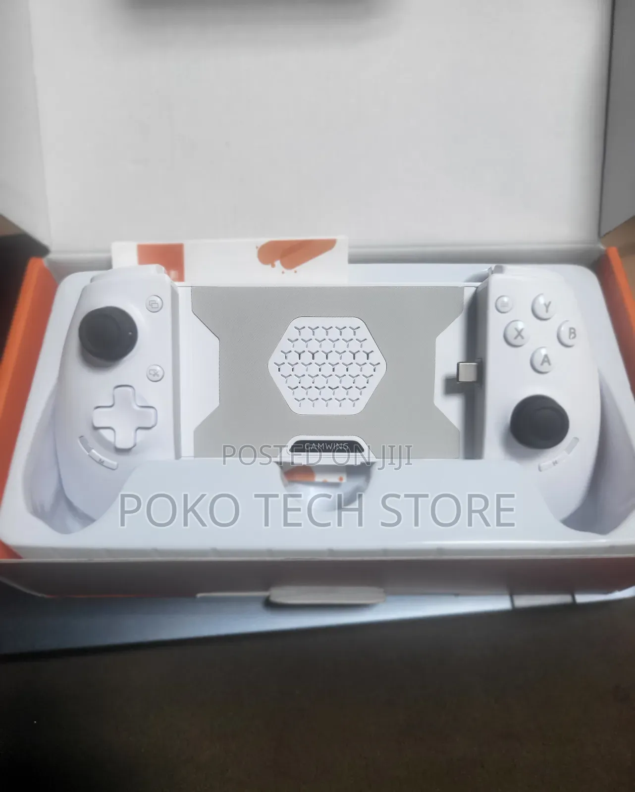 Gamwing Aobing Max (Ab01) Dual-mode Mobile Game Controller.