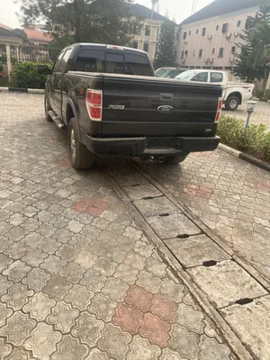 Ford Explorer 2010 Black