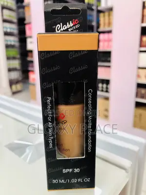Classic Foundation With Sun Protection