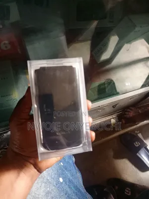 New Nokia 2720 Flip 512 GB Black