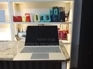 Laptop Microsoft Surface Go 16GB Intel Core i5 SSD 256GB