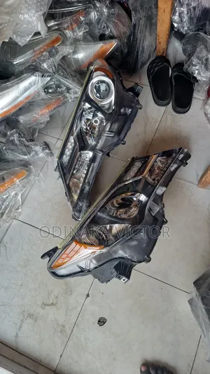 Headlamp Toyota Rav4 2015 Model