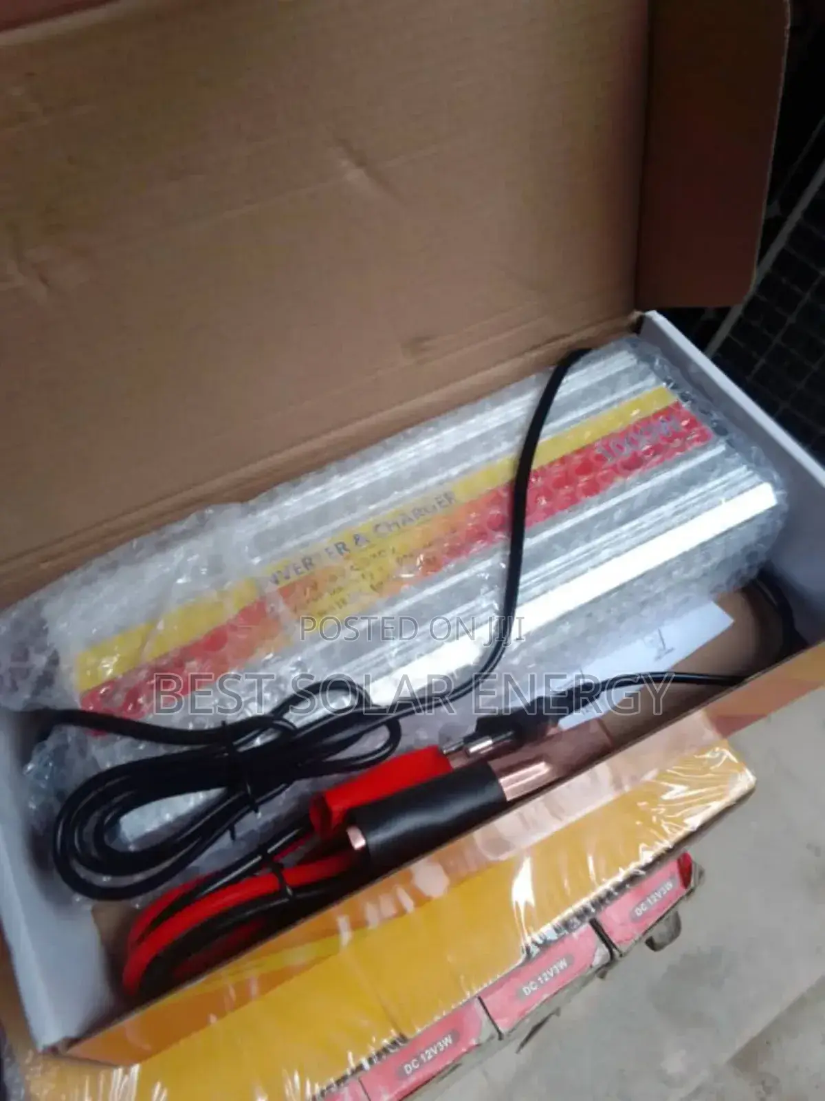 Sachets Inverter 12v With Charger