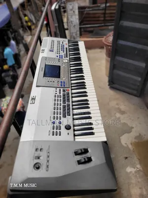 Yamaha 9000 Pro