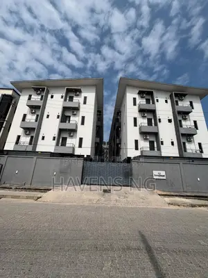 2bdrm Apartment in Lekki Phase 1 for sale
