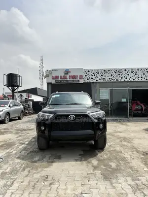 Toyota 4-Runner SR5 4dr 4x2 (4.0L 6cyl 5A) 2016 Black