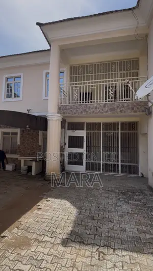 3bdrm Apartment in Zone E for rent