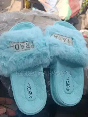 Fluffy Ladies Slippers