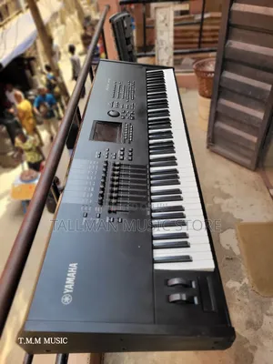 Yamaha Motif Xf8