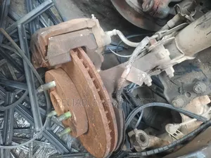 Front Hub for Mazda Tribute and Ford Escape 20004 to 2007 Model