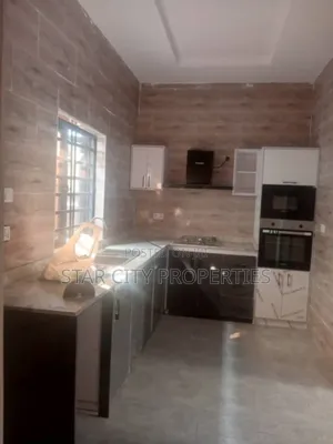 4bdrm Duplex in Magodo Phase 1 for rent