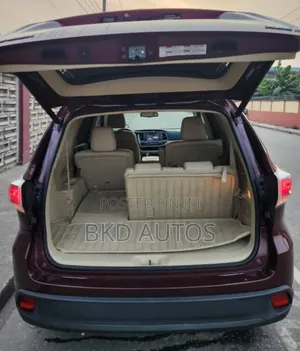 Toyota Highlander XLE 4dr SUV AWD (3.5L 6cyl 6A) 2015 Burgundy