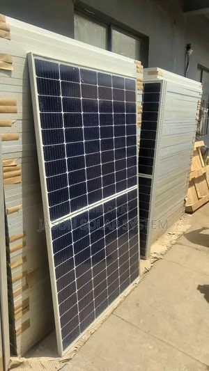 New 400 Watts Solar Panel