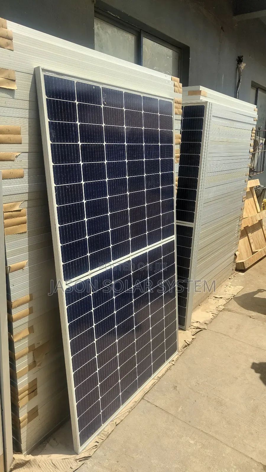 New 400 Watts Solar Panel
