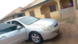 Honda Accord 2.2 D 2003 Silver