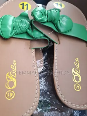 Ladies Bow Slippers
