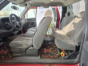 Chevrolet Silverado 2006 Silver