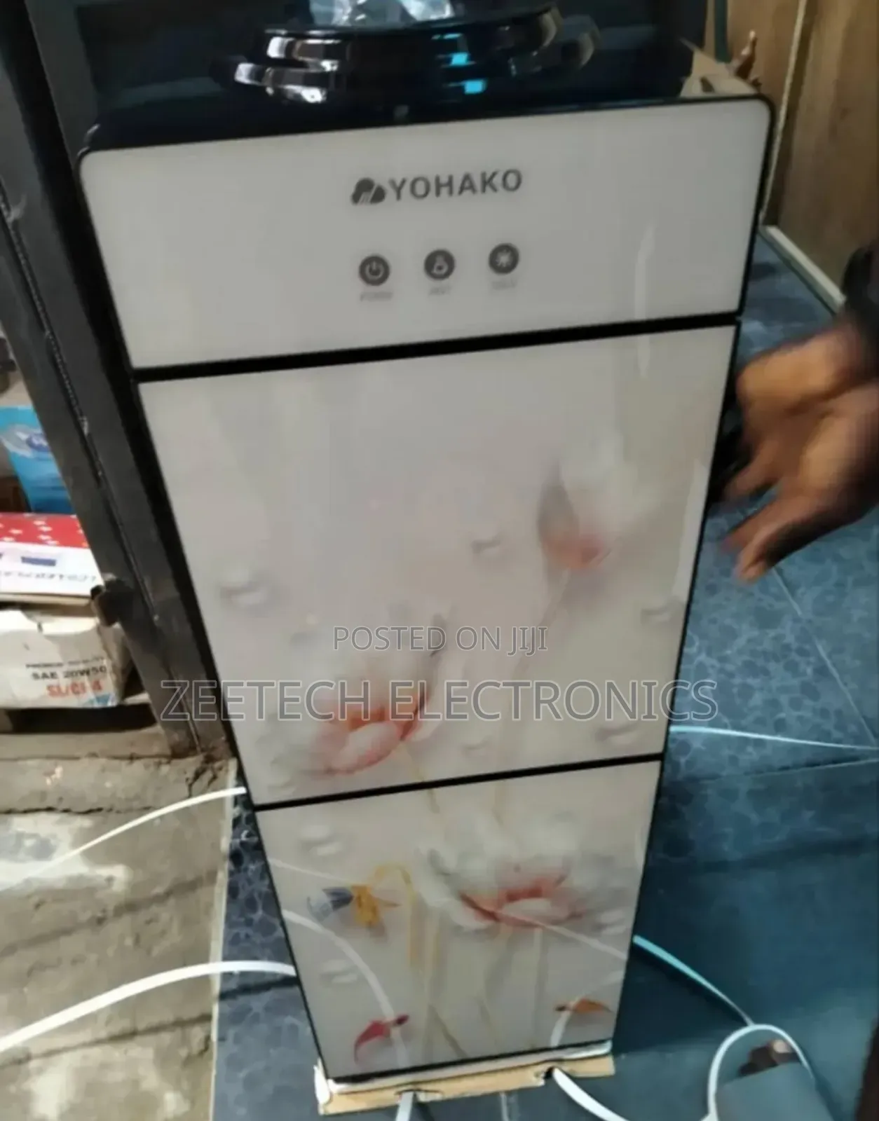 Yohako Water Dispenser With an Inbuilt Refrigerator.