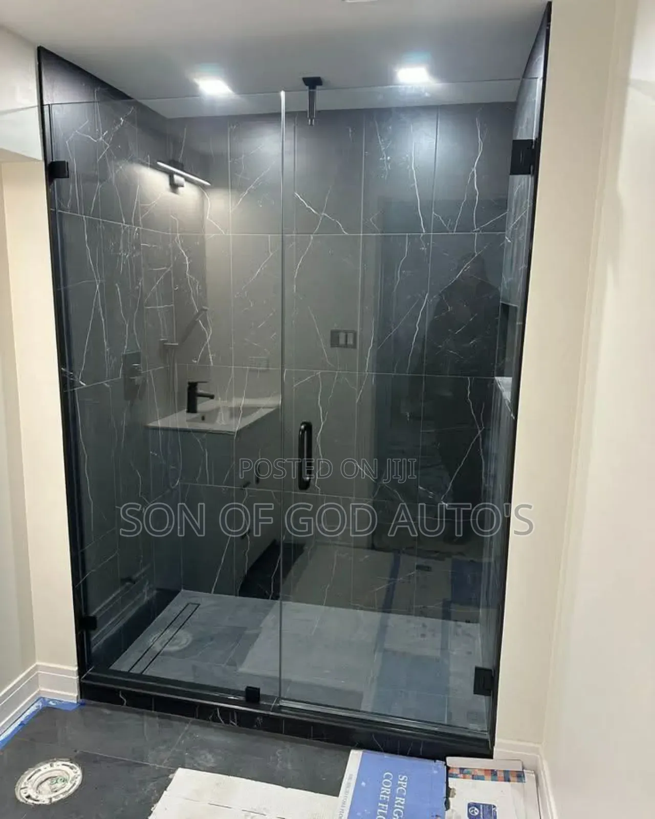 Glass Shower Cubicle